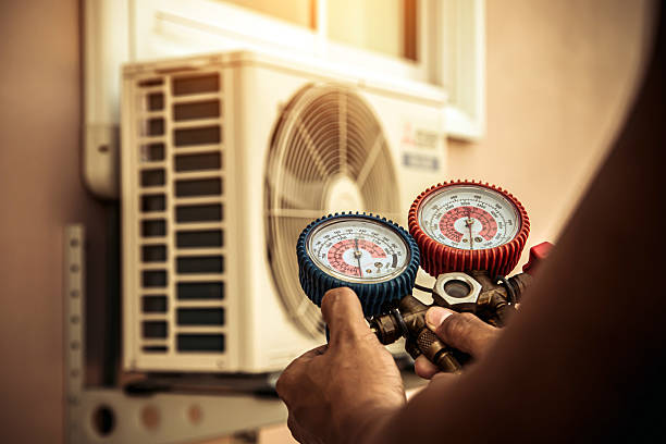 Professional Hvac technician working in Sassamansville, PA